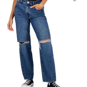 Dollhouse Juniors Distressed Dad jeans